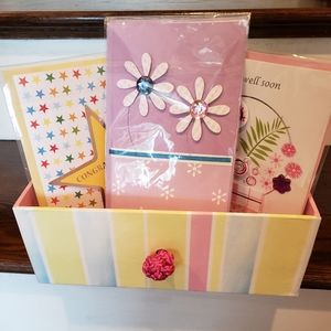 Card chest with 3 handmade cards